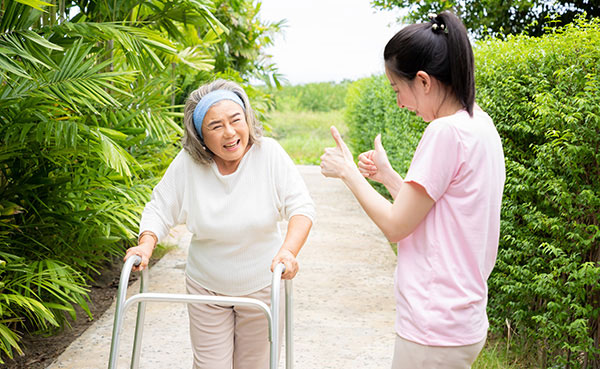 Aide à domicile pour les personnes âgées en Haute-Savoie - Petits-fils Aide à domicile pour les personnes âgées en Haute-Savoie - Petits-fils