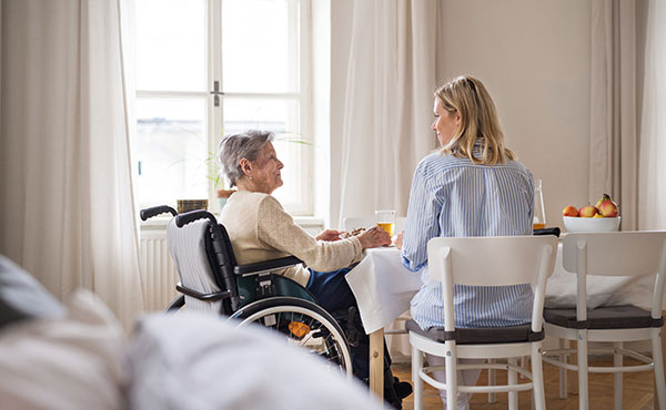 Aide à domicile pour les personnes âgées à Puilboreau - Petits-fils Aide à domicile pour les personnes âgées à Puilboreau - Petits-fils